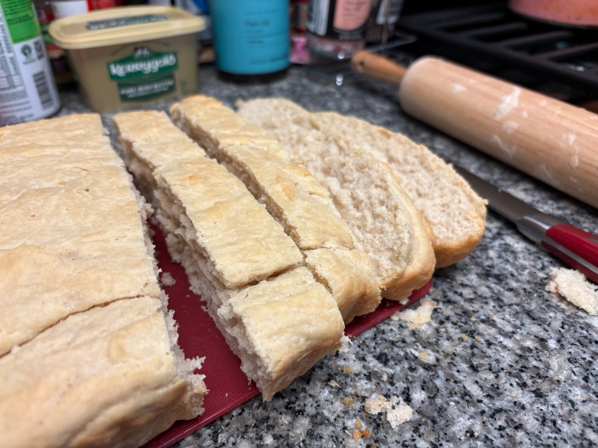 Homestead challenge day 2: homemade&nbsp;bread